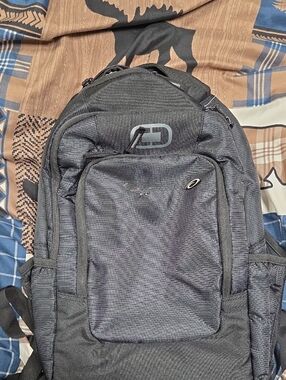 Oakley Black Men's Everyday Tech Backpack